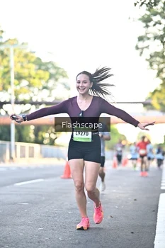 Runner Photo 1509396