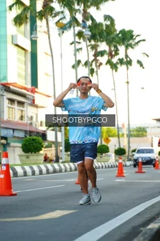 Runner Photo 1509431