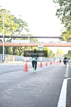 Runner Photo 1509761
