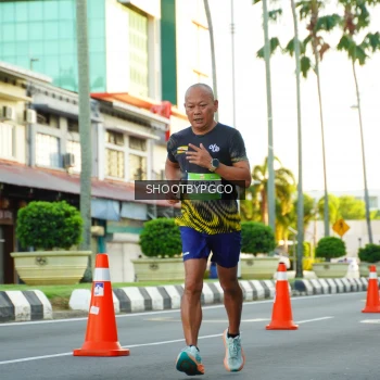 Runner Photo 1509947
