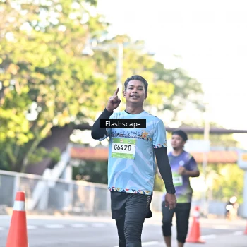 Runner Photo 1509993