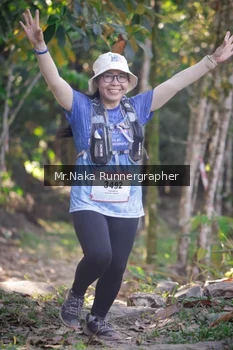 Runner Photo 15100