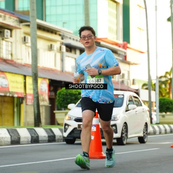Runner Photo 1510306