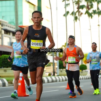 Runner Photo 1510608
