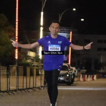 Runner Photo 1511894