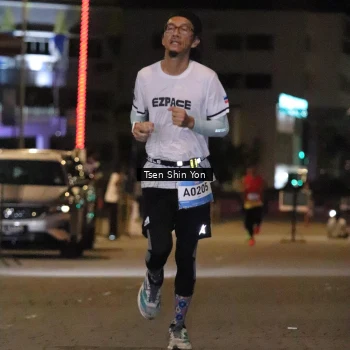 Runner Photo 1512217
