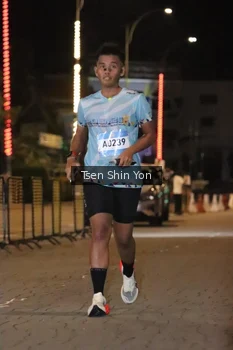 Runner Photo 1512298