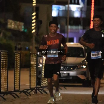 Runner Photo 1512329