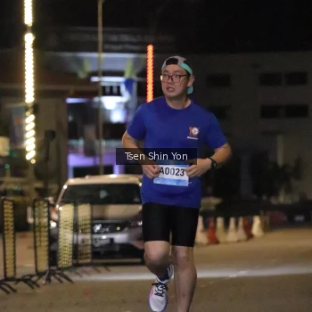 Runner Photo 1512421