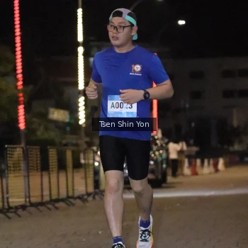 Runner Photo 1512422