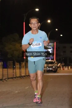 Runner Photo 1512484