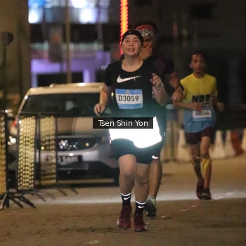 Runner Photo 1512576