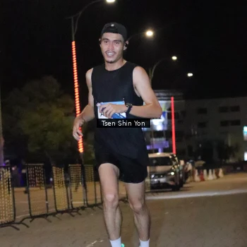 Runner Photo 1512751