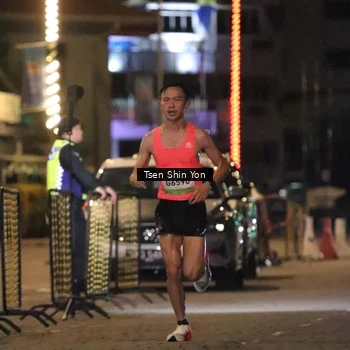 Runner Photo 1512845