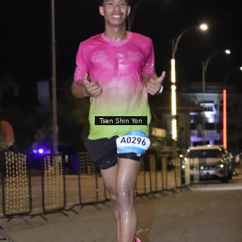 Runner Photo 1513210
