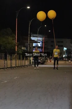 Runner Photo 1513242