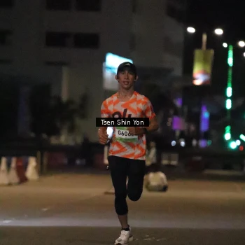 Runner Photo 1513304