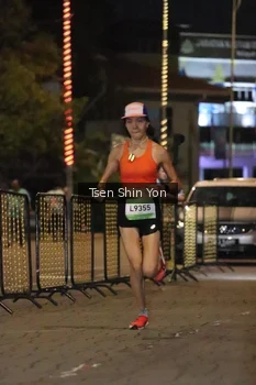 Runner Photo 1513624