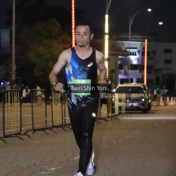 Runner Photo 1513782
