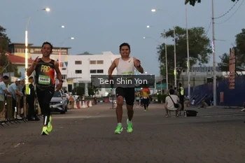 Runner Photo 1514662