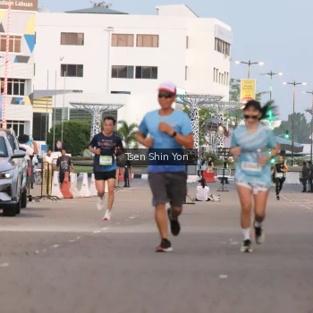 Runner Photo 1514704