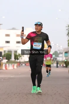 Runner Photo 1514834