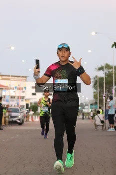Runner Photo 1514839
