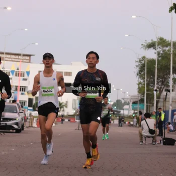 Runner Photo 1515315