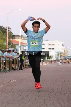Runner Photo 1515545