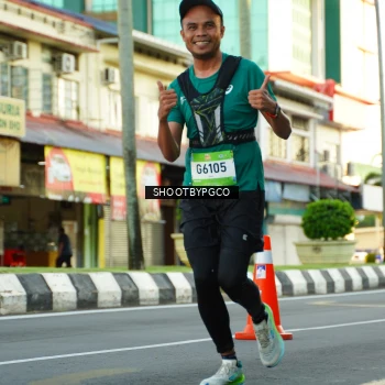 Runner Photo 1516318