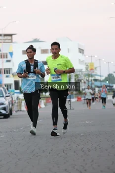 Runner Photo 1516513