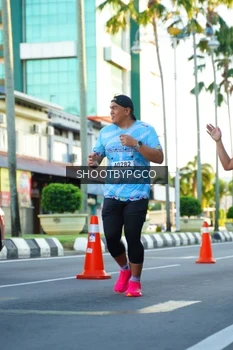 Runner Photo 1516792