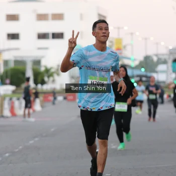Runner Photo 1517019
