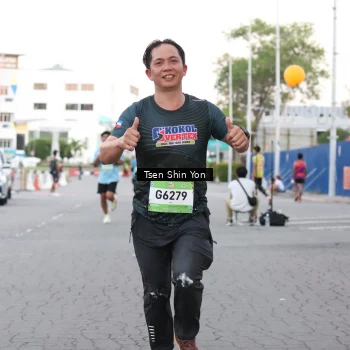 Runner Photo 1517076