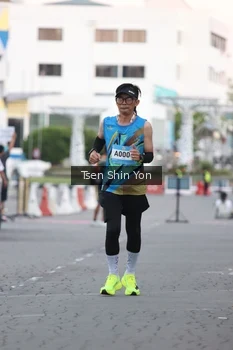 Runner Photo 1517105