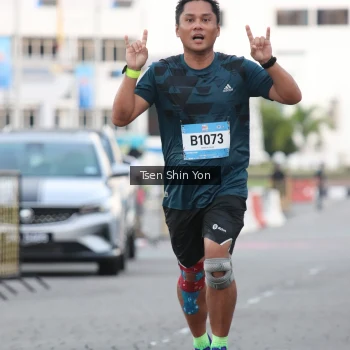 Runner Photo 1517178