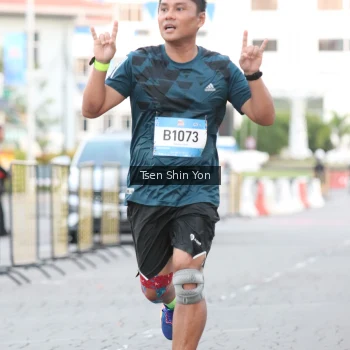 Runner Photo 1517185