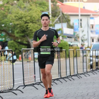 Runner Photo 1517234