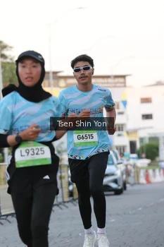 Runner Photo 1517640