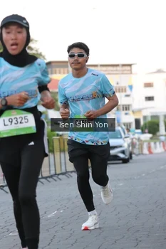 Runner Photo 1517653