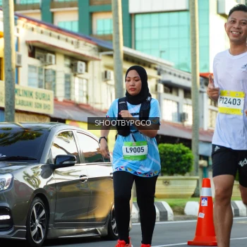 Runner Photo 1518794