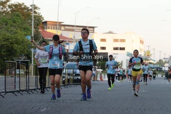 Runner Photo 1519184