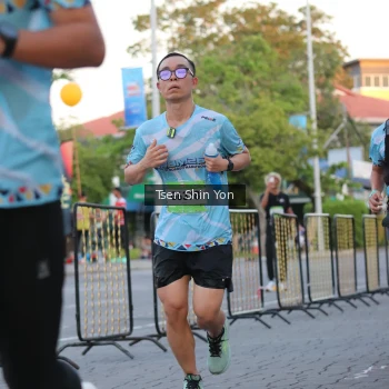 Runner Photo 1519409