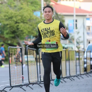 Runner Photo 1519813