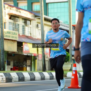 Runner Photo 1520055