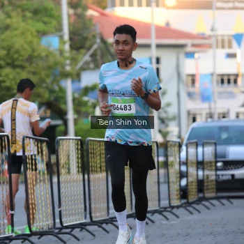 Runner Photo 1520189