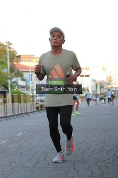 Runner Photo 1520222