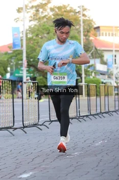 Runner Photo 1520499