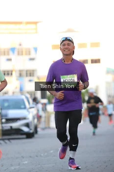 Runner Photo 1520941
