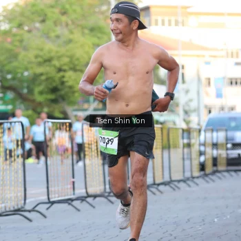Runner Photo 1521087